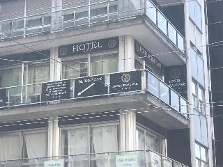 STRADIVARI otel fotoğrafı
