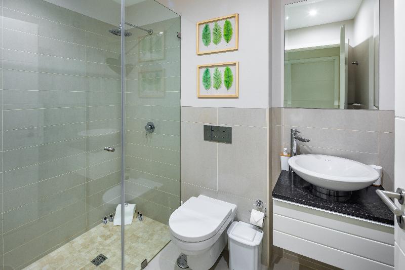 SHANTIAPARTMENTS - Oda