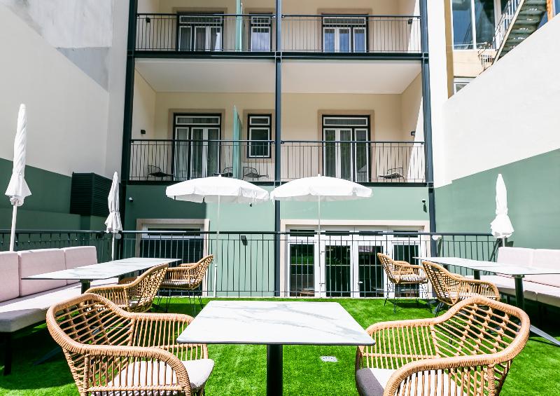 Lx SoHo Boutique Hotel by RIDAN Hotels - Teras