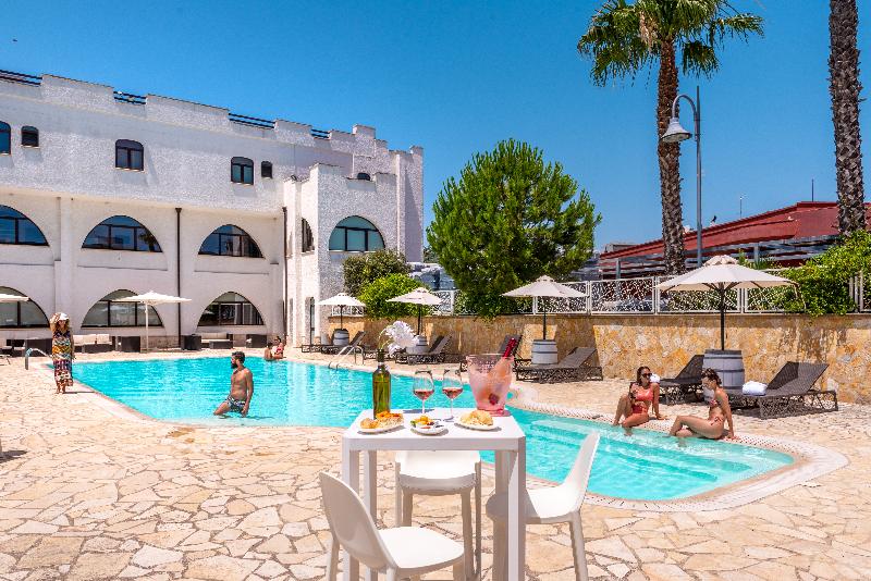 Leone De Castris Wine Hotel - Havuz