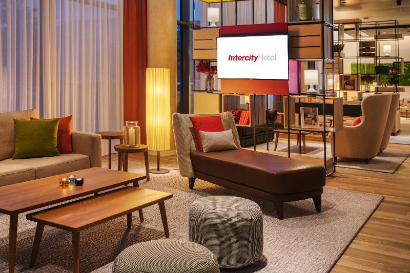 IntercityHotel Saarbrücken - Lobi