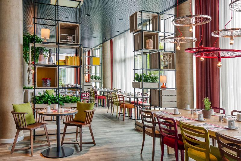 IntercityHotel Saarbrücken - Restoran