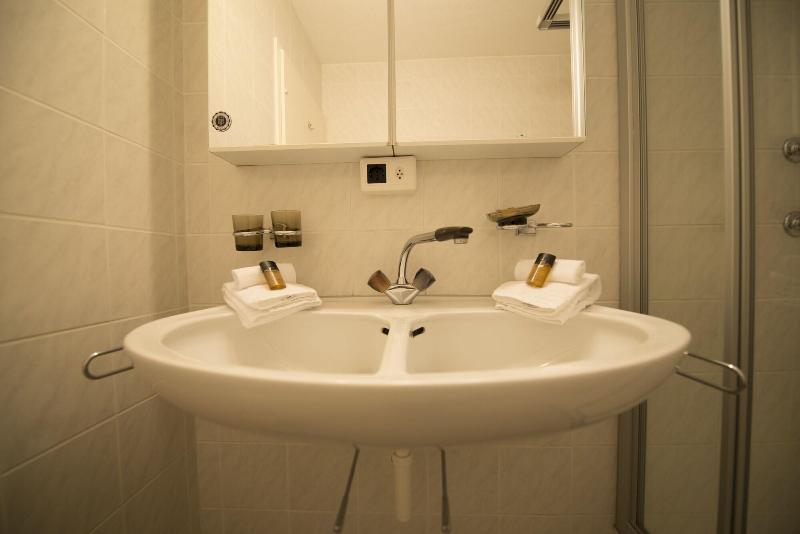 Spengler Hostel - Oda