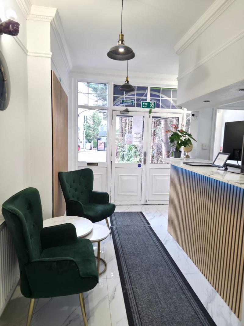 Golders Park Hotel - Lobi