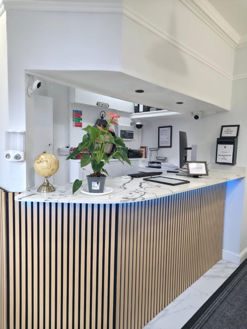 Golders Park Hotel - Lobi