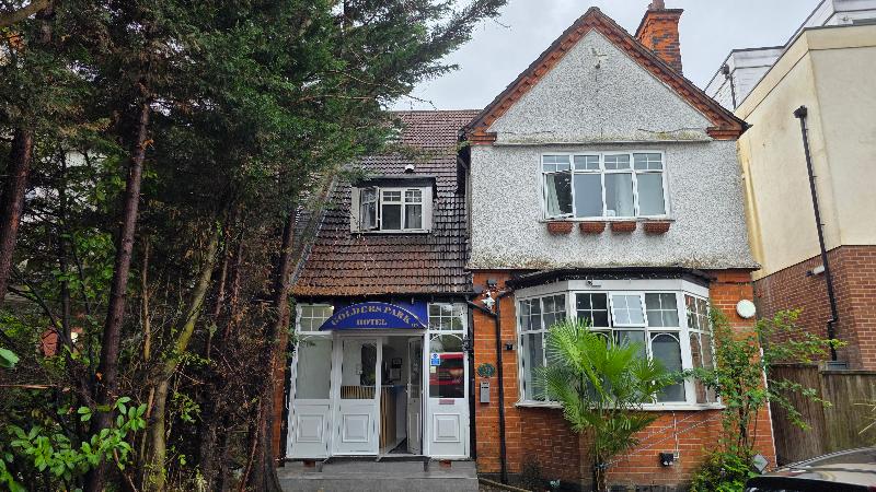 Golders Park Hotel - Genel