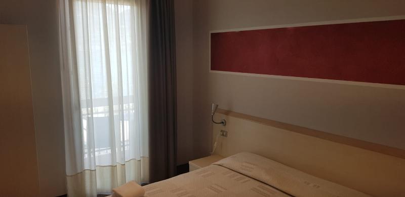 Hotel Rosmari - Oda