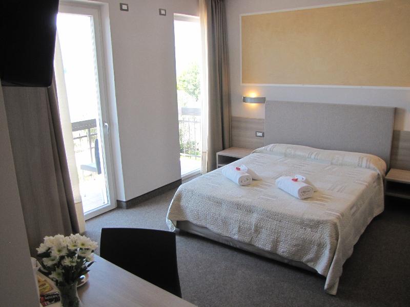 Hotel Rosmari - Oda