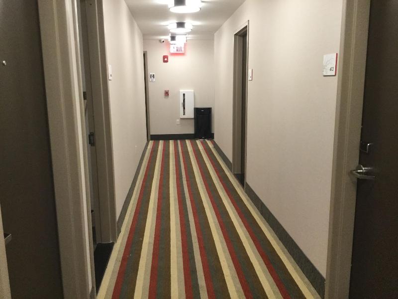 Ramada By Wyndham Bronx Terminal - Genel