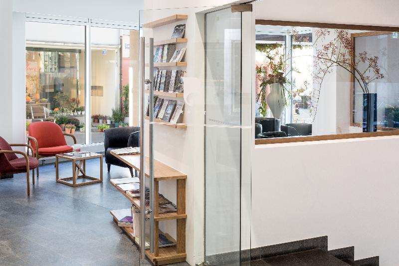 Limehome Basel Münzgasse - Lobi