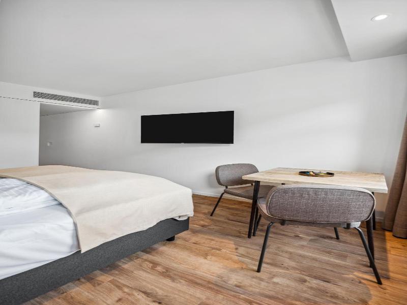 Limehome Basel Münzgasse - Oda