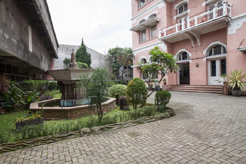 RedDoorz @ Lawang - Genel