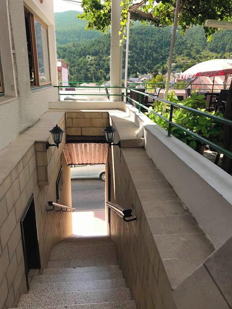 Christys Palace Hotel - Genel