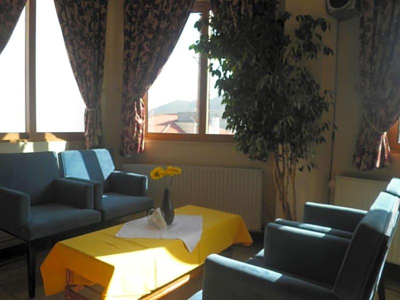 Christys Palace Hotel - Oda