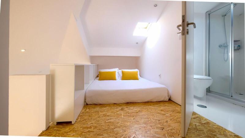 Loft Guest House Jardim Das Maes Viseu - Oda