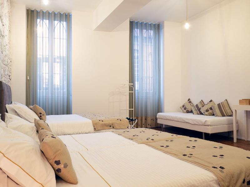 Loft Guest House Jardim Das Maes Viseu - Oda