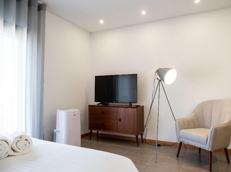 Loft Guest House Jardim Das Maes Viseu - Oda