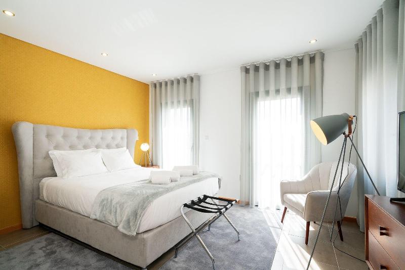 Loft Guest House Jardim Das Maes Viseu - Oda