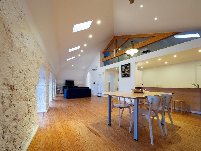 Loft Guest House Jardim Das Maes Viseu - Oda
