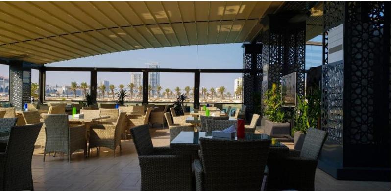 Golden Tulip Al Khobar Suites - Bar