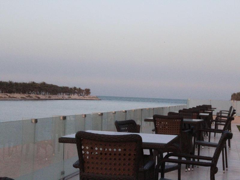 Golden Tulip Al Khobar Suites - Genel