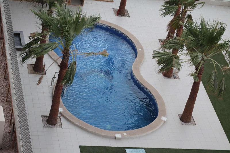 Golden Tulip Al Khobar Suites - Havuz
