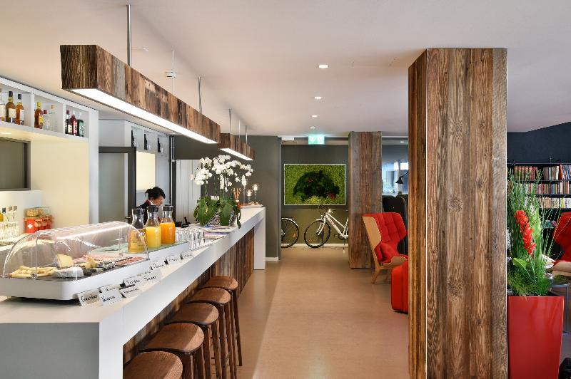 Home Swiss Hotel - Lobi