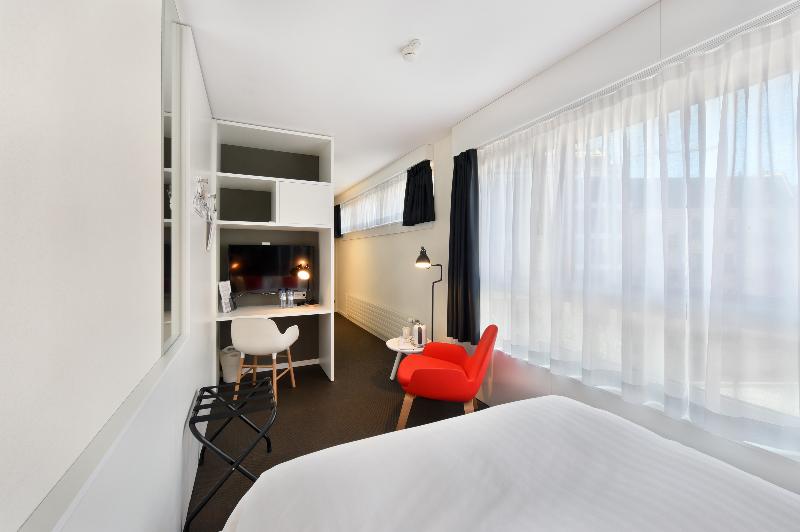 Home Swiss Hotel - Oda