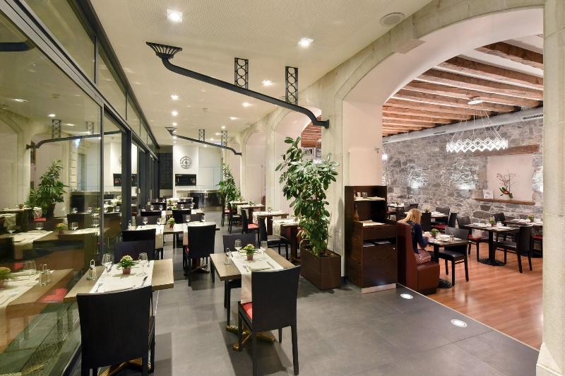 International & Terminus - Restoran