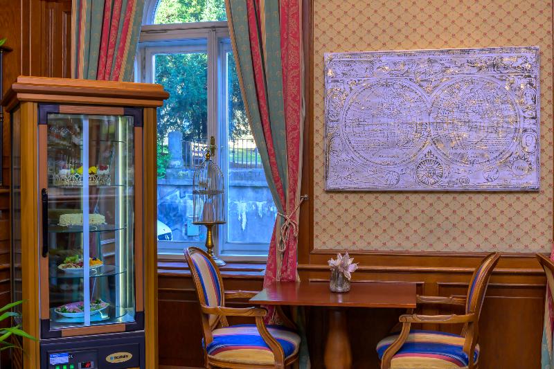 Hotel Kinsky Fountain - Bar
