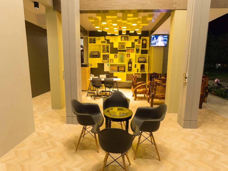 Qoo Hotel - Lobi