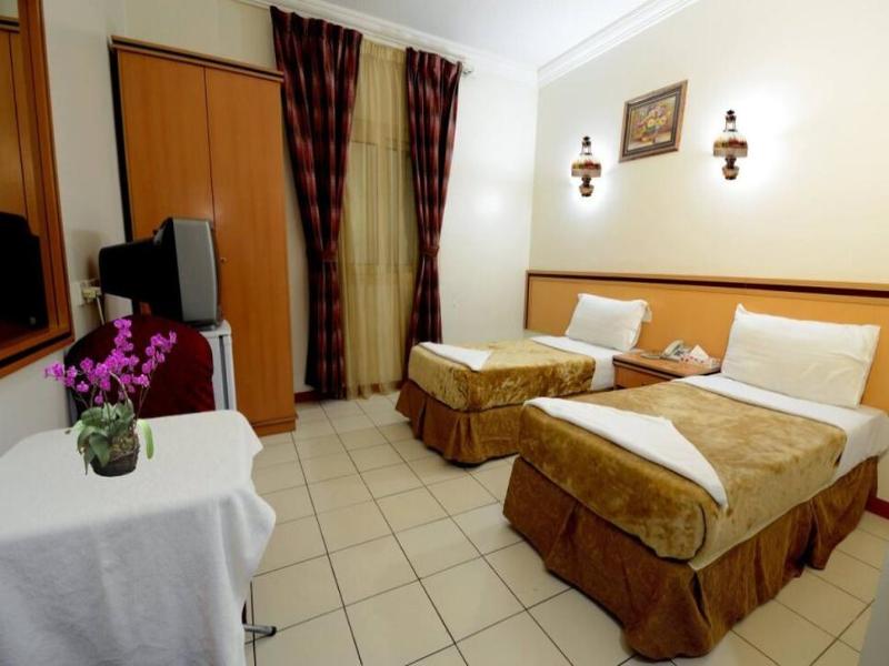 Al Mokhtara Al Gharbi Hotel - Oda