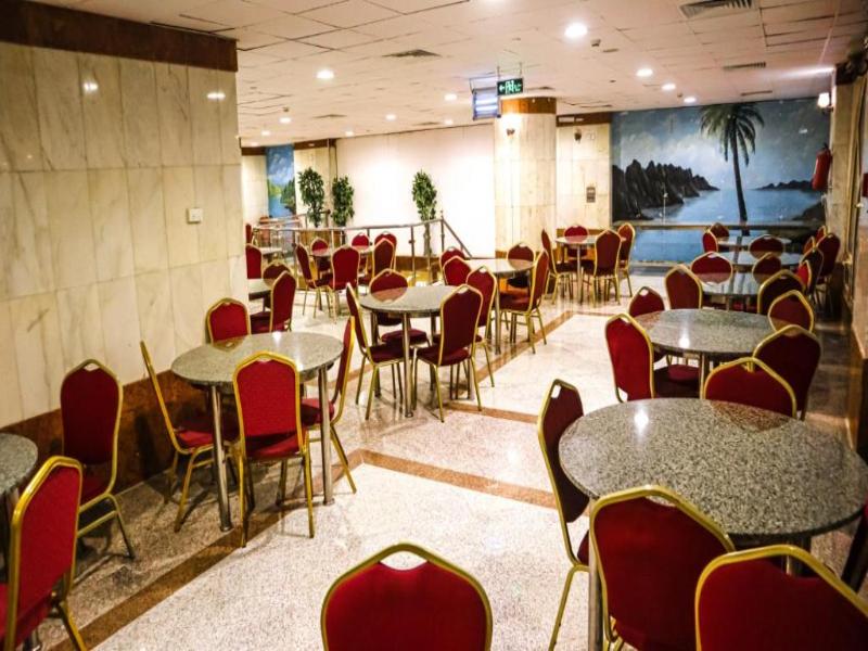 Al Mokhtara Al Gharbi Hotel - Restoran