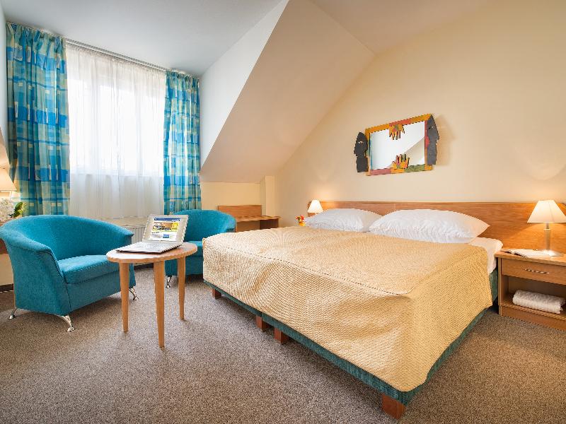 EA Hotel Tosca - Oda