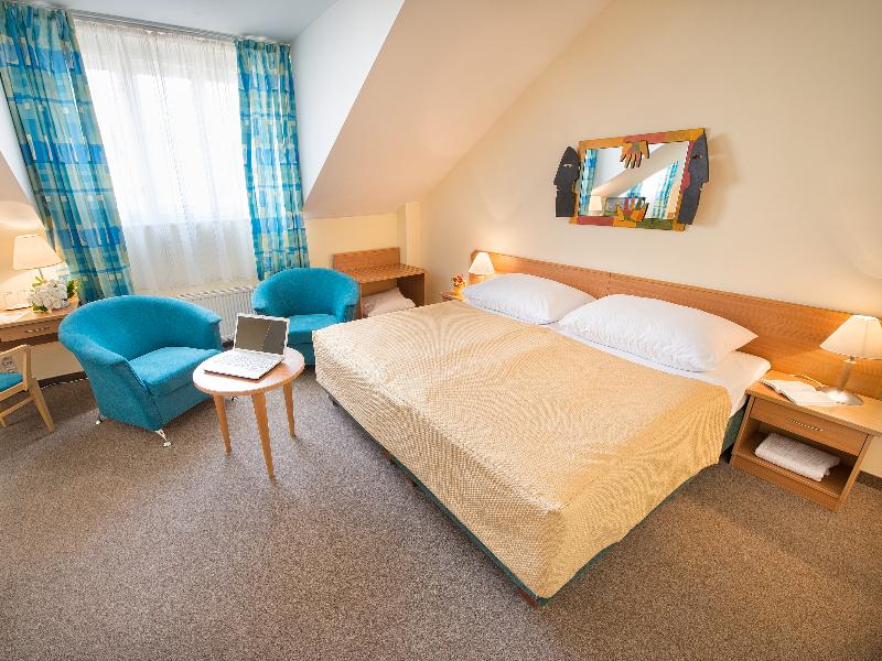EA Hotel Tosca - Oda