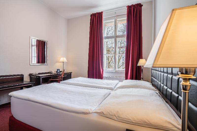 EA Hotel Tosca - Oda