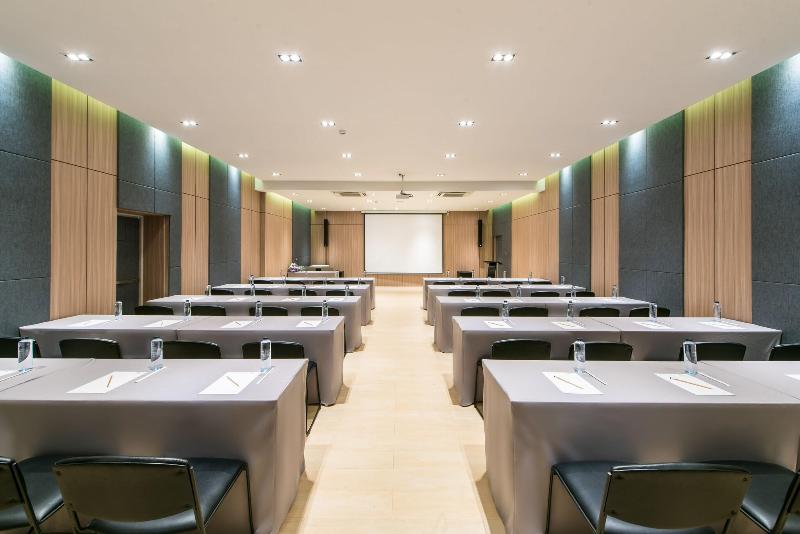 Nadee 10 Resort Hotel - Toplantı