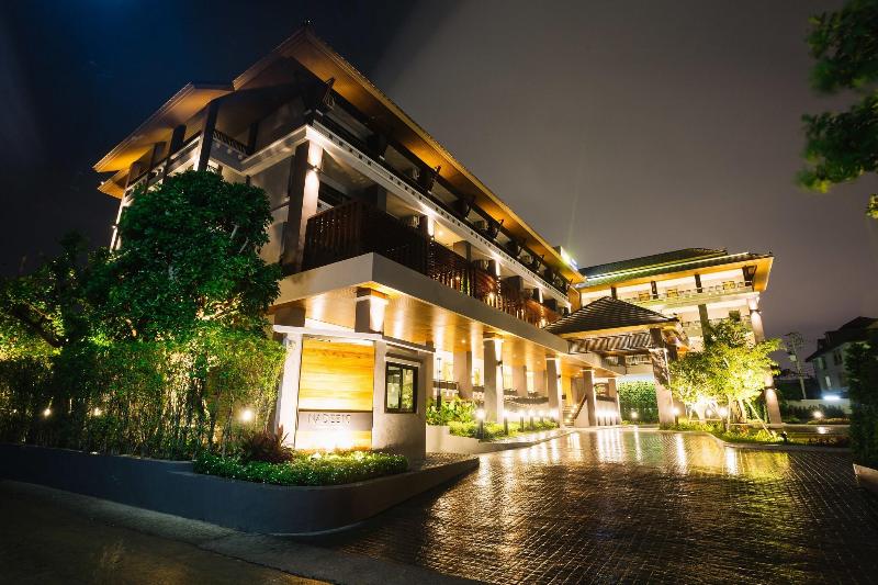 Nadee 10 Resort Hotel - Genel
