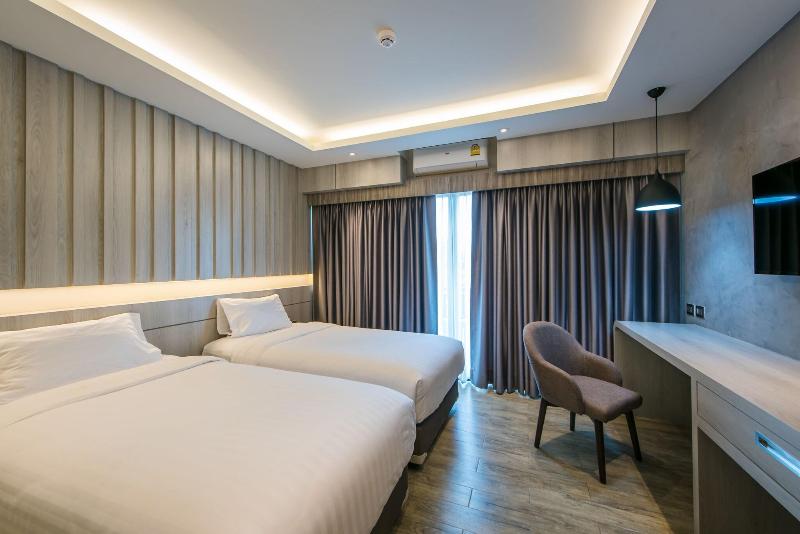 Nadee 10 Resort Hotel - Oda