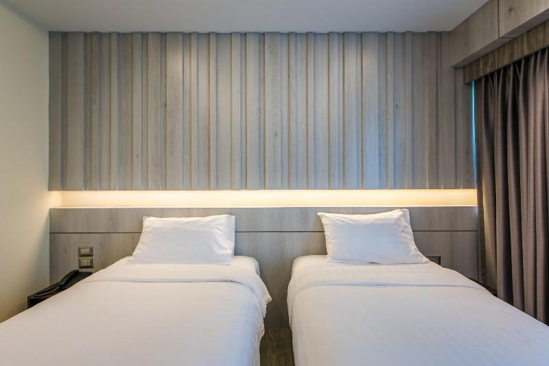 Nadee 10 Resort Hotel - Oda