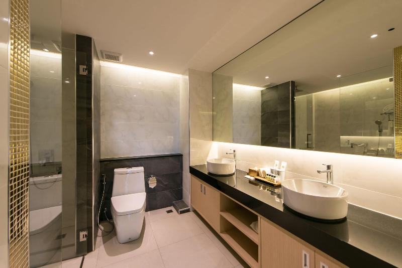 Nadee 10 Resort Hotel - Oda