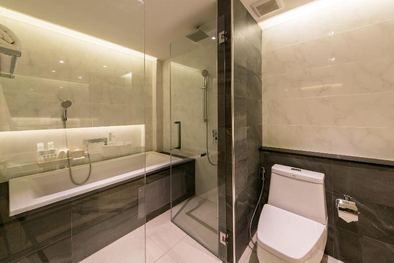 Nadee 10 Resort Hotel - Oda