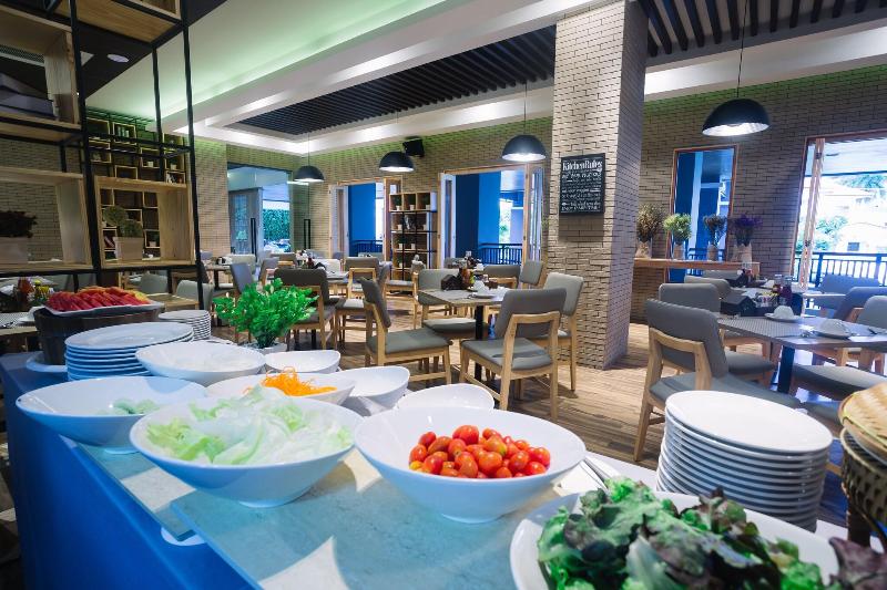 Nadee 10 Resort Hotel - Restoran