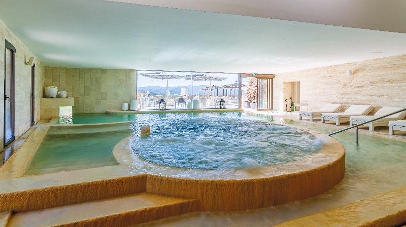 Castello Di Velona, Resort Thermal SPA & Winery - Havuz