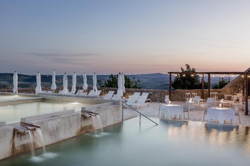 Castello Di Velona, Resort Thermal SPA & Winery - Havuz