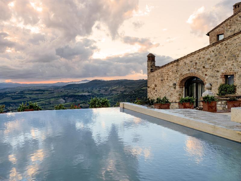 Castello Di Velona, Resort Thermal SPA & Winery - Havuz
