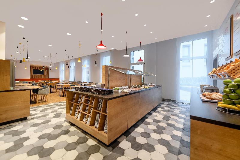 Holiday Inn Express Regensburg - Restoran