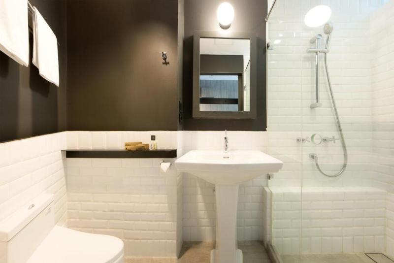 Rooms Inc Hotel Pemuda - Oda