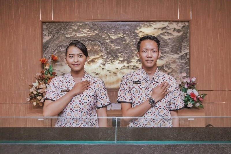 The Azana Hotel Airport Semarang - Lobi