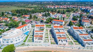 Garden Palace Resort